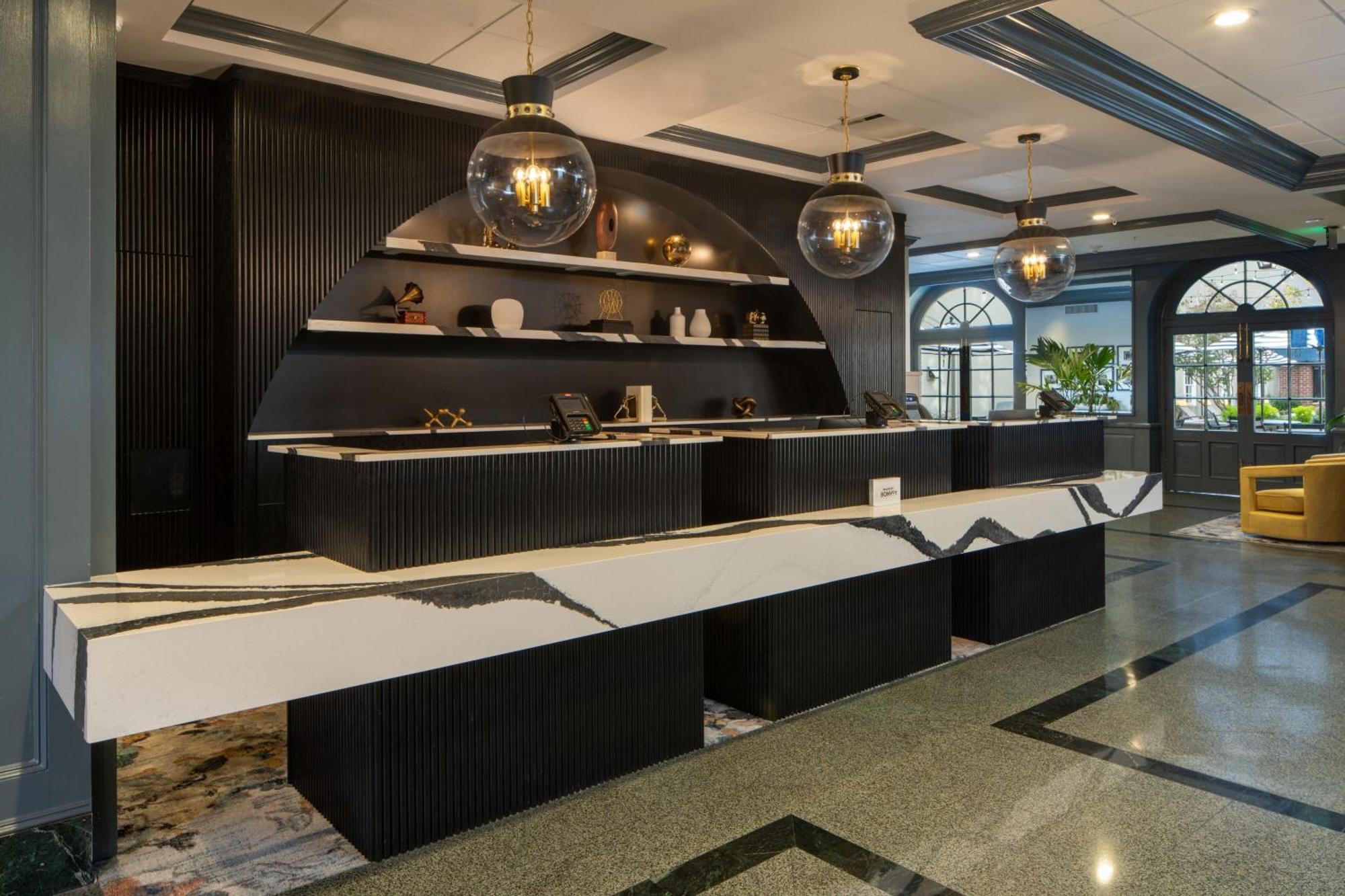 Four Points By Sheraton French Quarter New Orleans Bagian luar foto